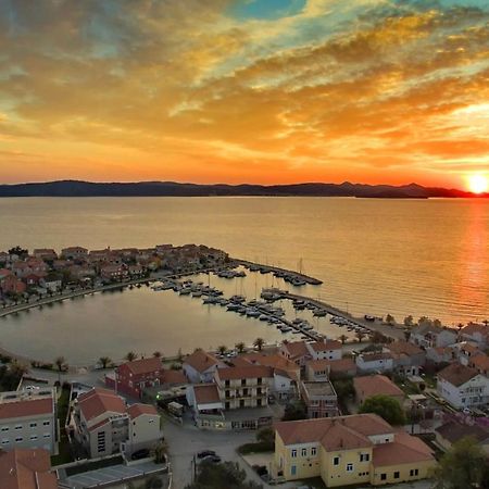 Apartments And Rooms By The Sea Bibinje, Zadar - 6199 Extérieur photo
