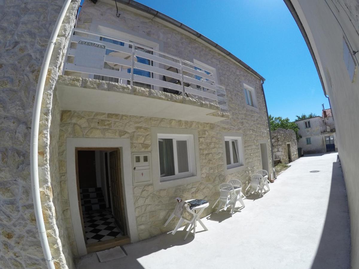 Apartments And Rooms By The Sea Bibinje, Zadar - 6199 Extérieur photo